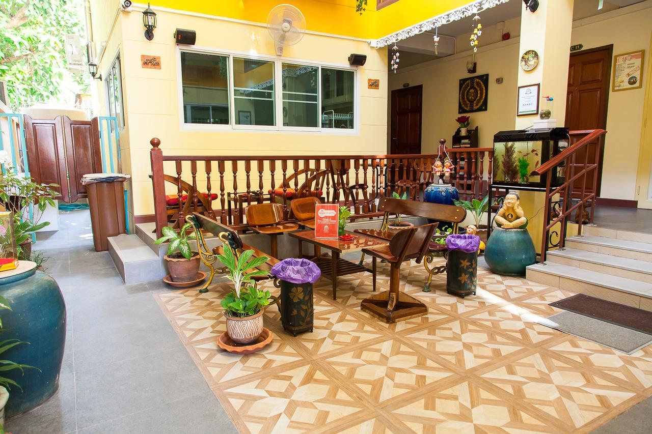 Zen Rooms Samsen 3 Бангкок Экстерьер фото