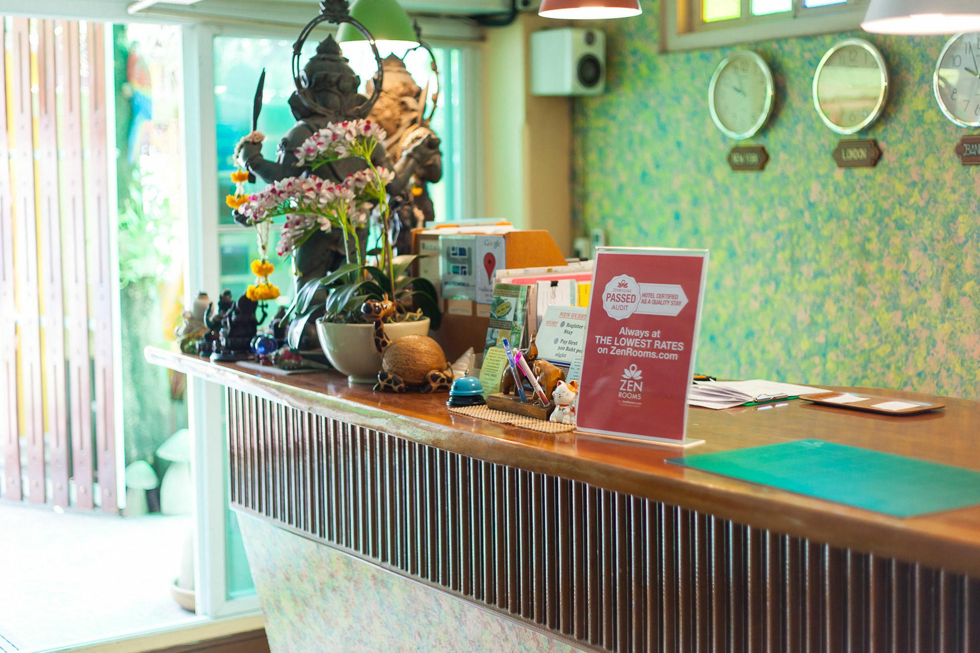 Zen Rooms Samsen 3 Бангкок Экстерьер фото