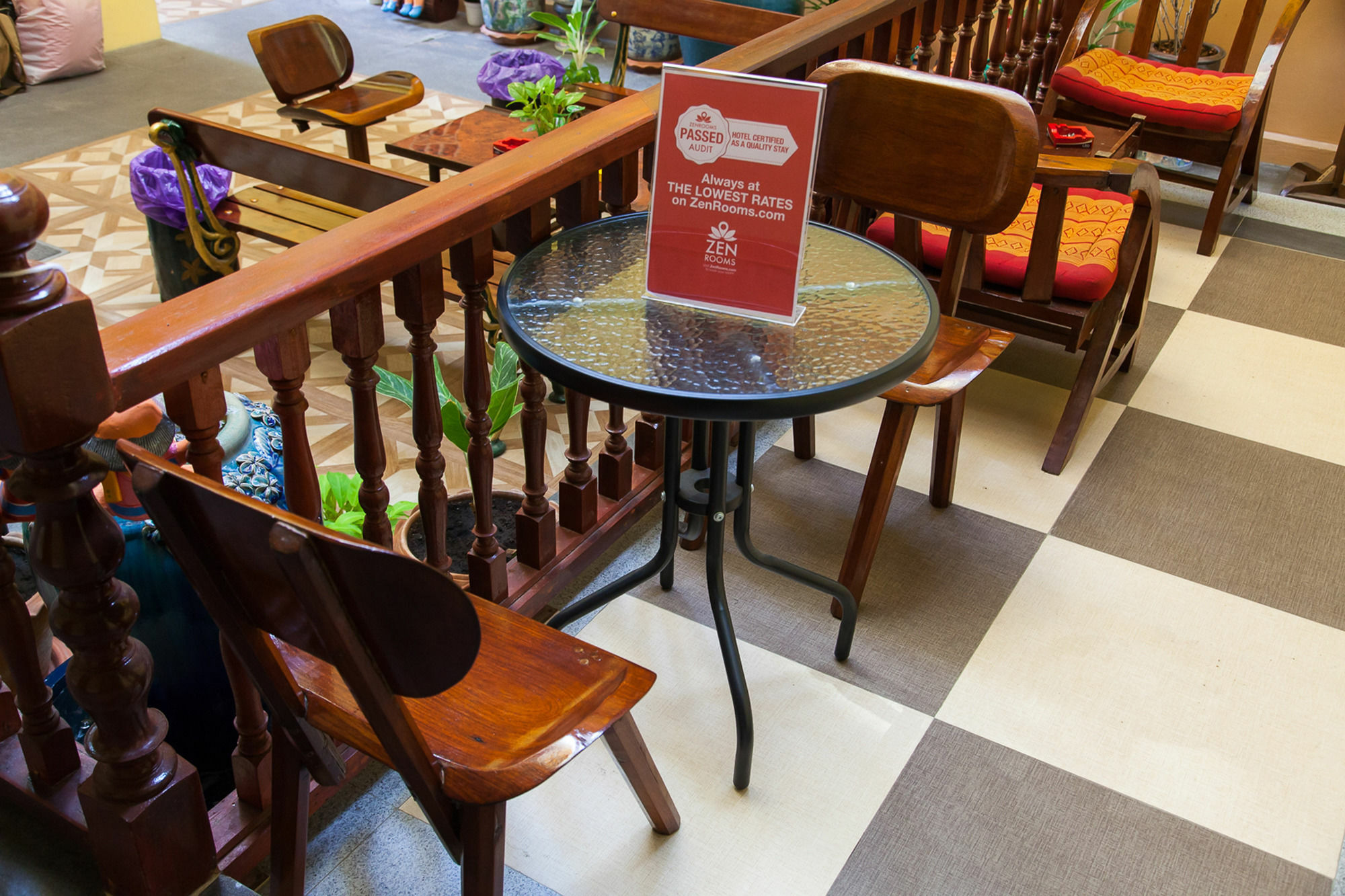 Zen Rooms Samsen 3 Бангкок Экстерьер фото